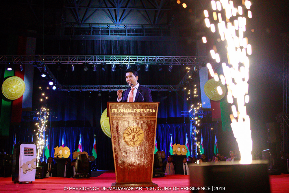 100 ANDRO NITONDRANA NY FIRENENA : NIASA ANDRO AMAN’ALINA, HO AN’NY FAMPANDROSOANA, HAINGANA