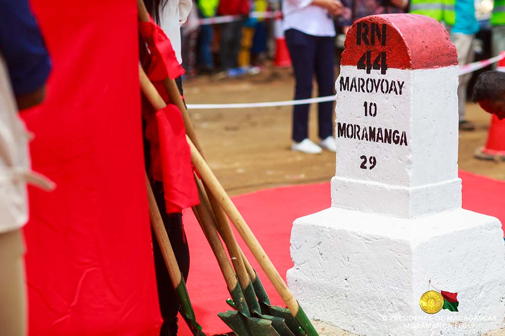 RN44 : Manomboka ny fanamboarana