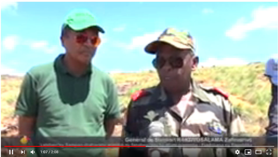 NIDINA NIJERY NY FANIRIN'IREO HAZO TENY ANALAMERA NY IRAKY NY FILOHAM-PIRENENA ANDRY RAJOELINA