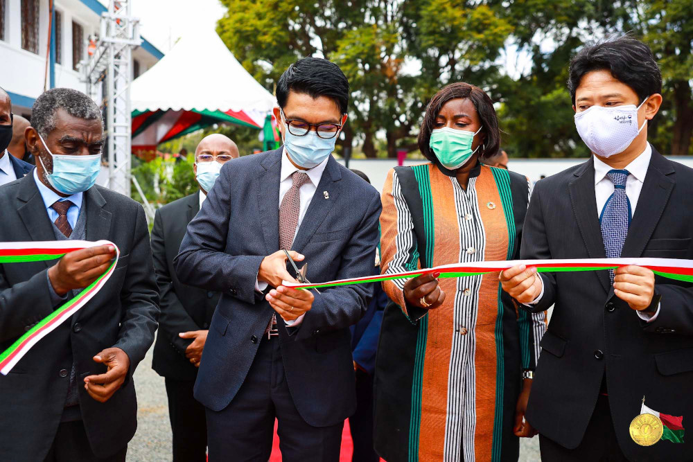 Inauguration du nouveau Laboratoire d’Analyses Médicales Malagasy (LA2M) 