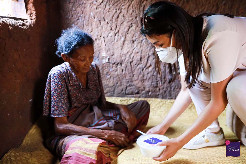 Lutte contre la malnutrition : la Première Dame en tournée dans le Sud