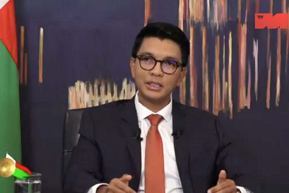 FANDAHARANA MANOKANA NIARAHANA TAMIN’NY FILOHAM-PIRENENA ANDRY RAJOELINA