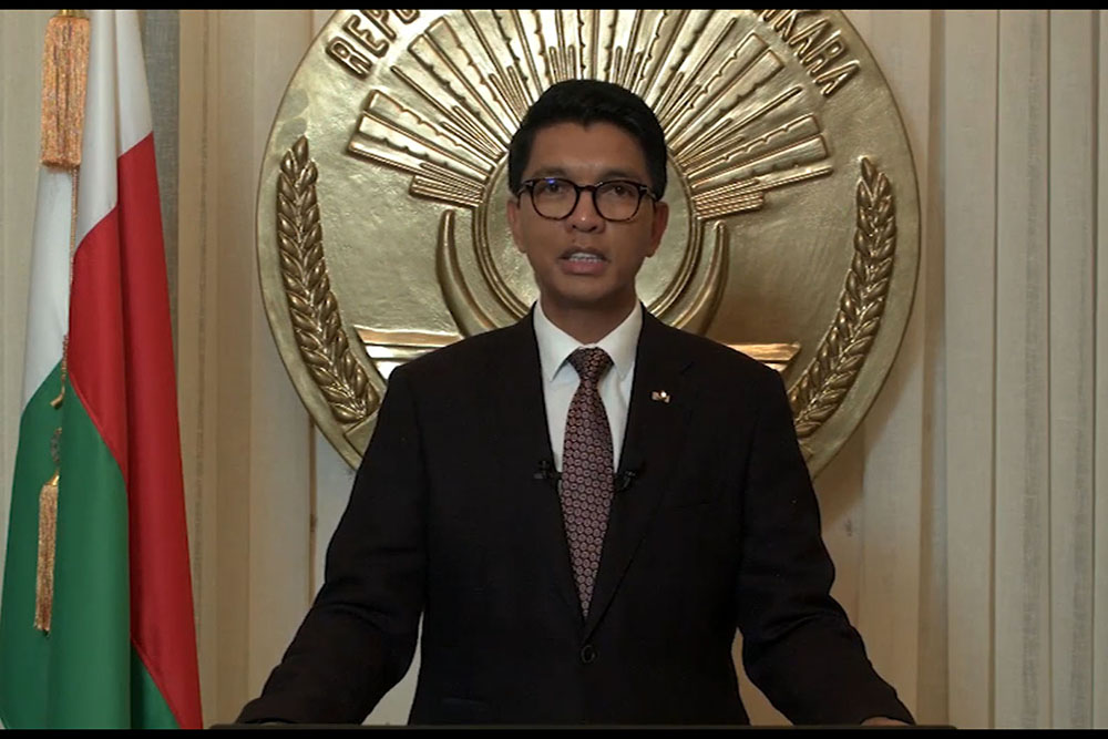 CORONAVIRUS COVID-19 : FANAMBARAN'NY FILOHAM-PIRENENA ANDRY RAJOELINA