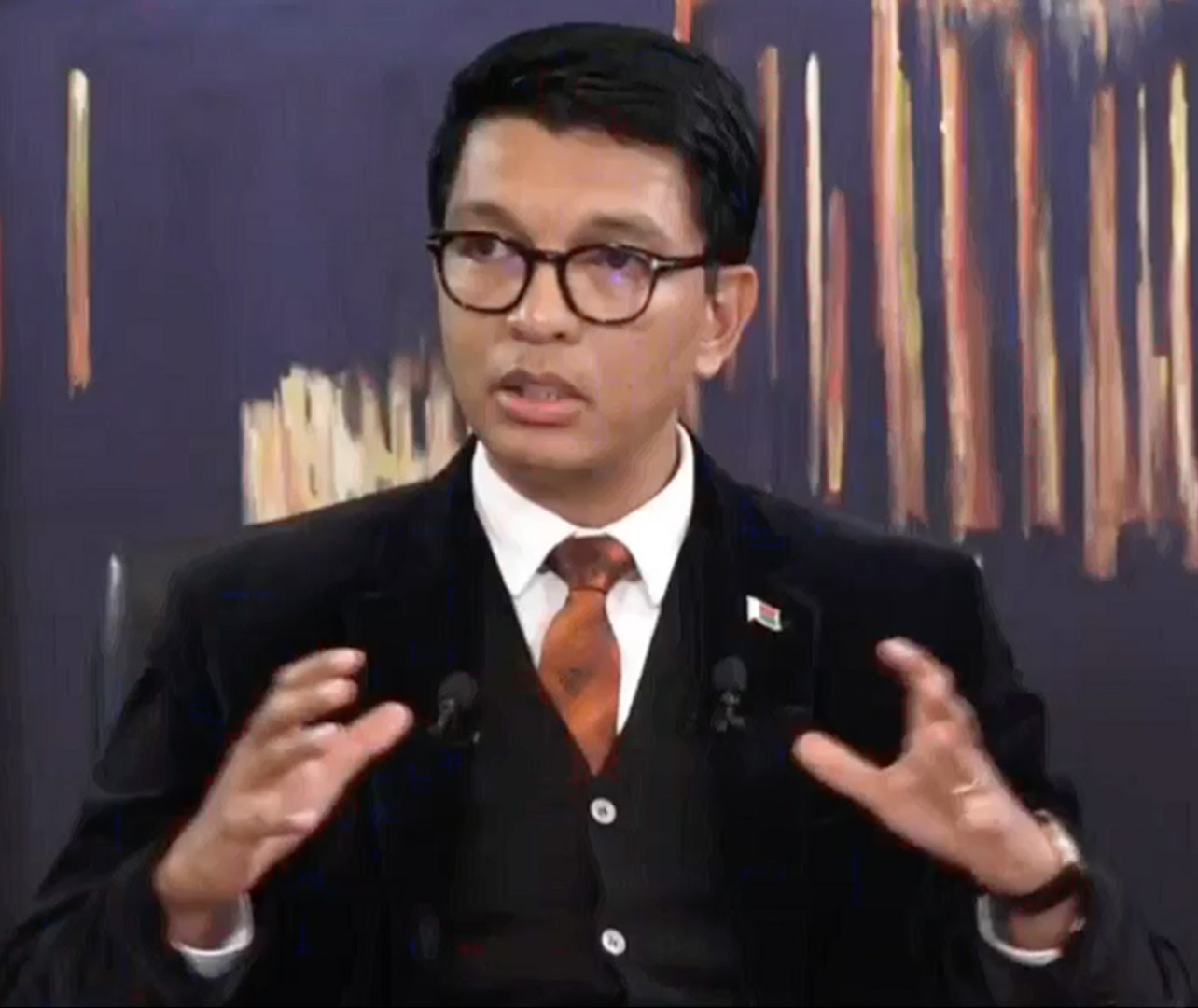 FANDAHARANA MANOKANA NIARAHANA TAMIN’NY FILOHA ANDRY RAJOELINA NY ALAHADY 09 AOGOSITRA