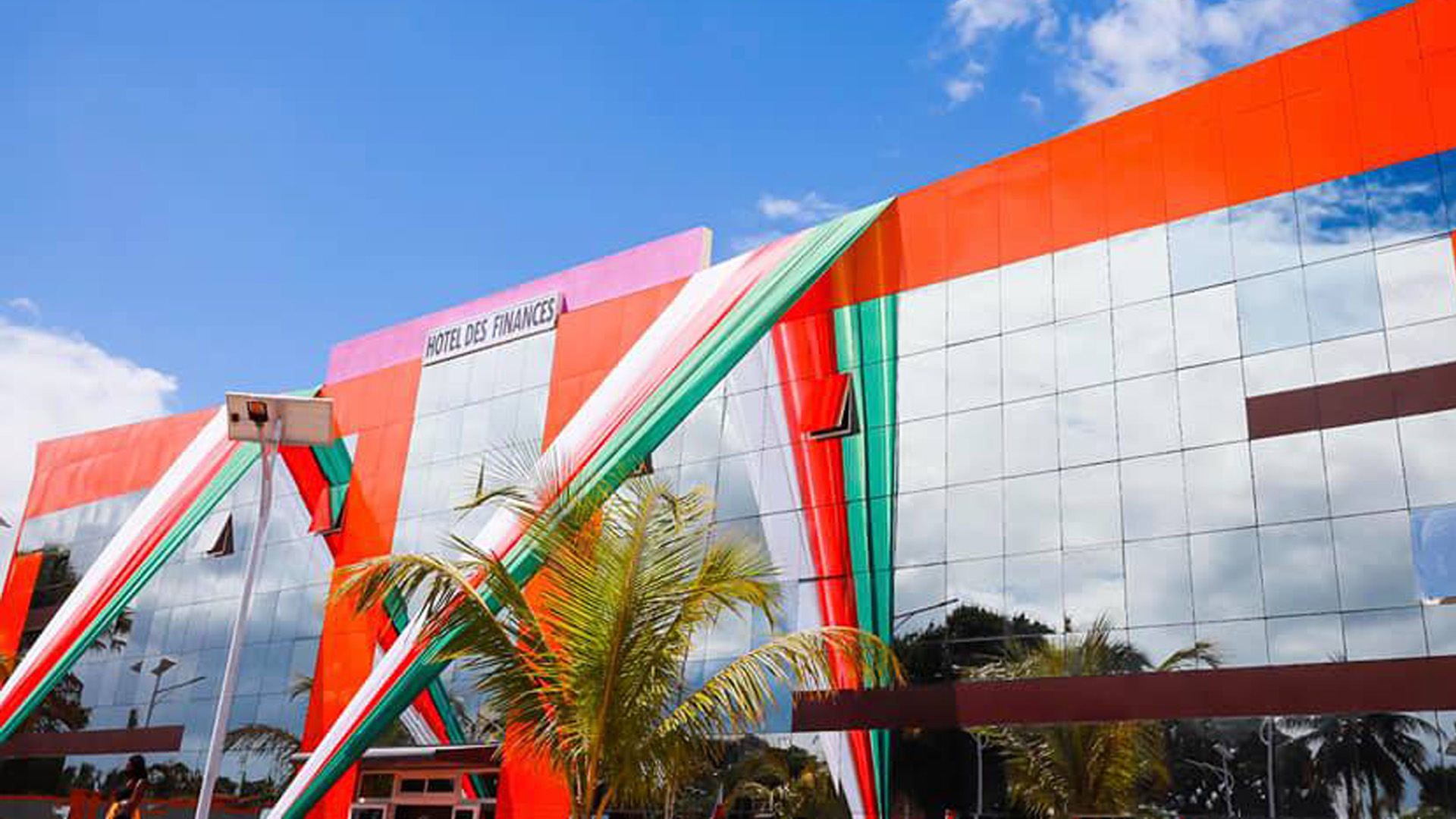 TSY ADINO FA AO ANATIN’NY ASA FAMPANDROSOANA I SAMBAVA