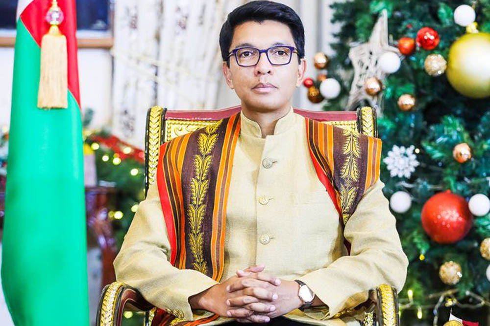 LAHATENIN’NY FILOHAM-PIRENENA ANDRY RAJOELINA NIVANTANA TAO AMIN’NY TELEVISIONA MALAGASY