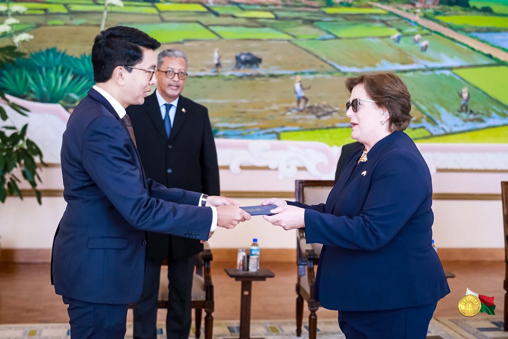 Présentation des Lettres de Créance de la Nouvelle Ambassadrice des États-Unis  à Madagascar