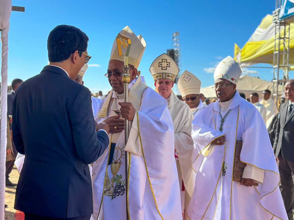 Messe d'intronisation du nouvel Archevêque d'Antananarivo