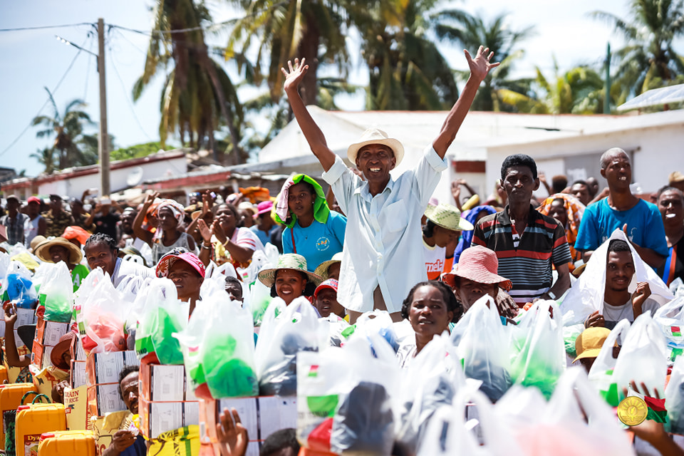 Remise de vivres dans le District de Morombe