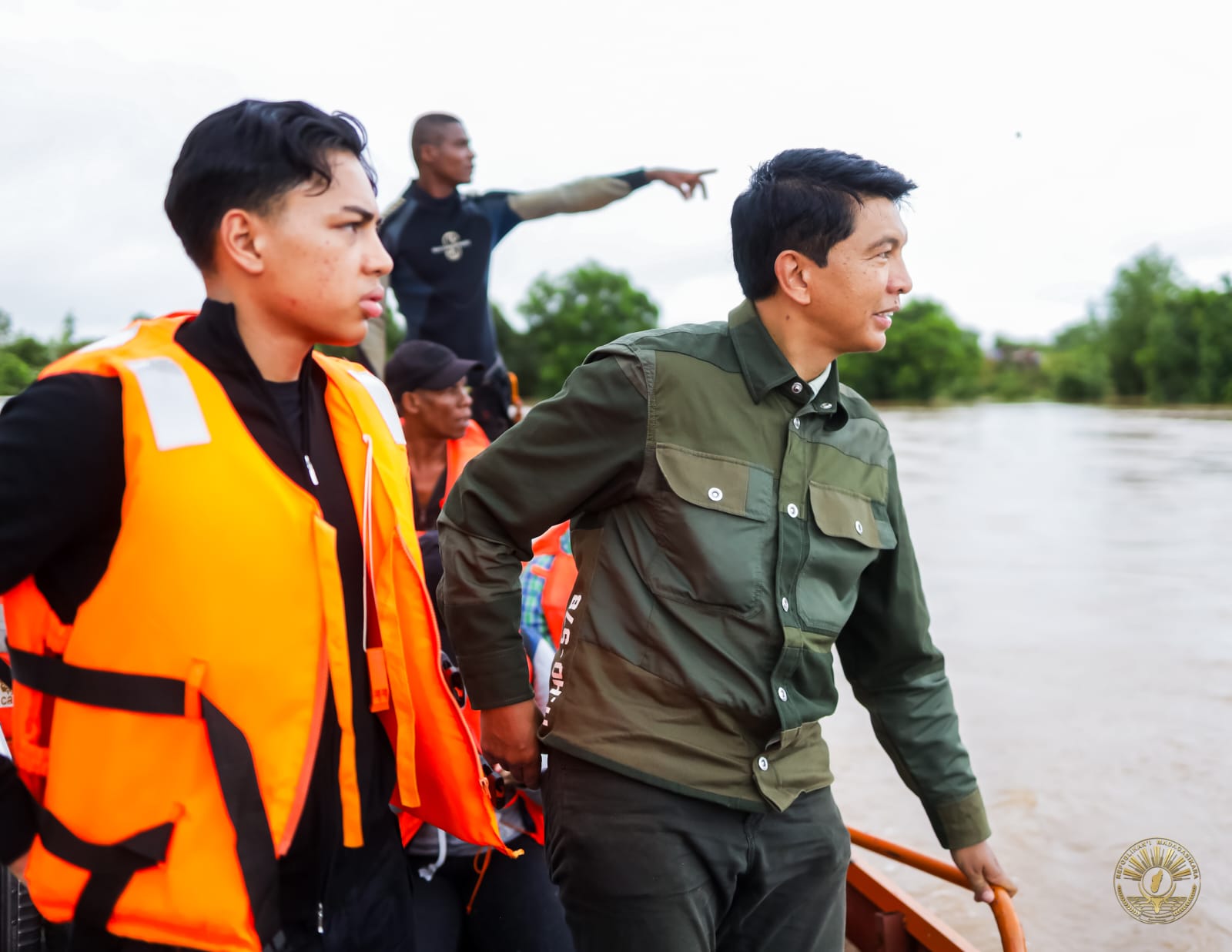 Passage du Cyclone GAMANE : Le Président de la République Andry RAJOELINA  vient au chevet de la population d'Ambilobe. 