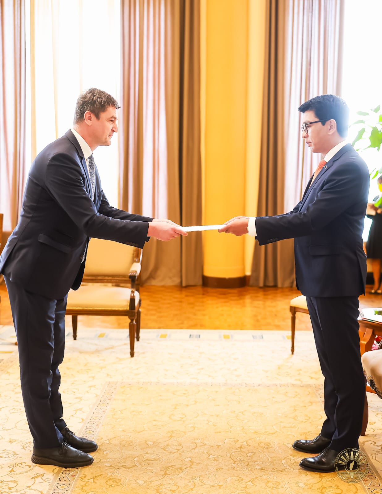 Présentation des Lettres de Créance du nouvel Ambassadeur de la Hongrie à Madagascar