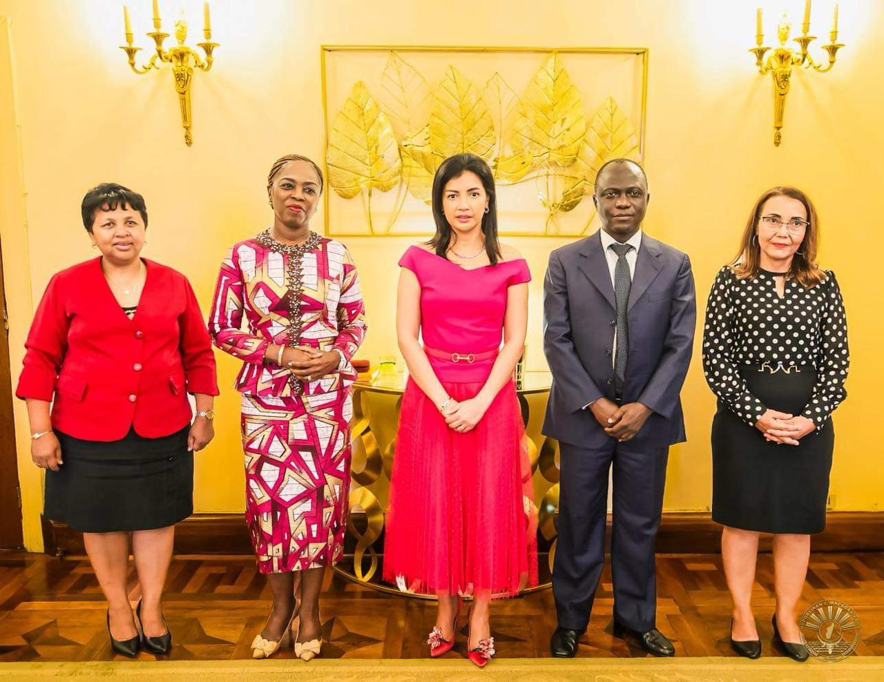 Rencontre de la Première Dame, Madame Mialy RAJOELINA avec la délégation de l’UNFPA