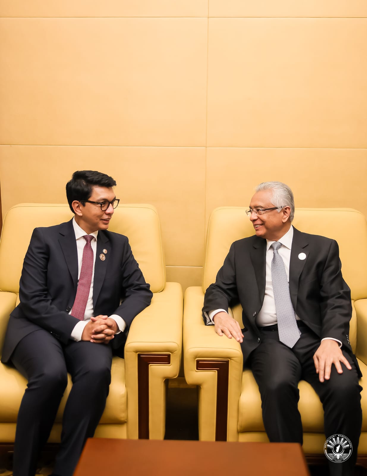 Rencontre bilatérale entre le Président de la République Andry RAJOELINA et le Premier Ministre mauricien Pravind Kumar JUGNAUTH