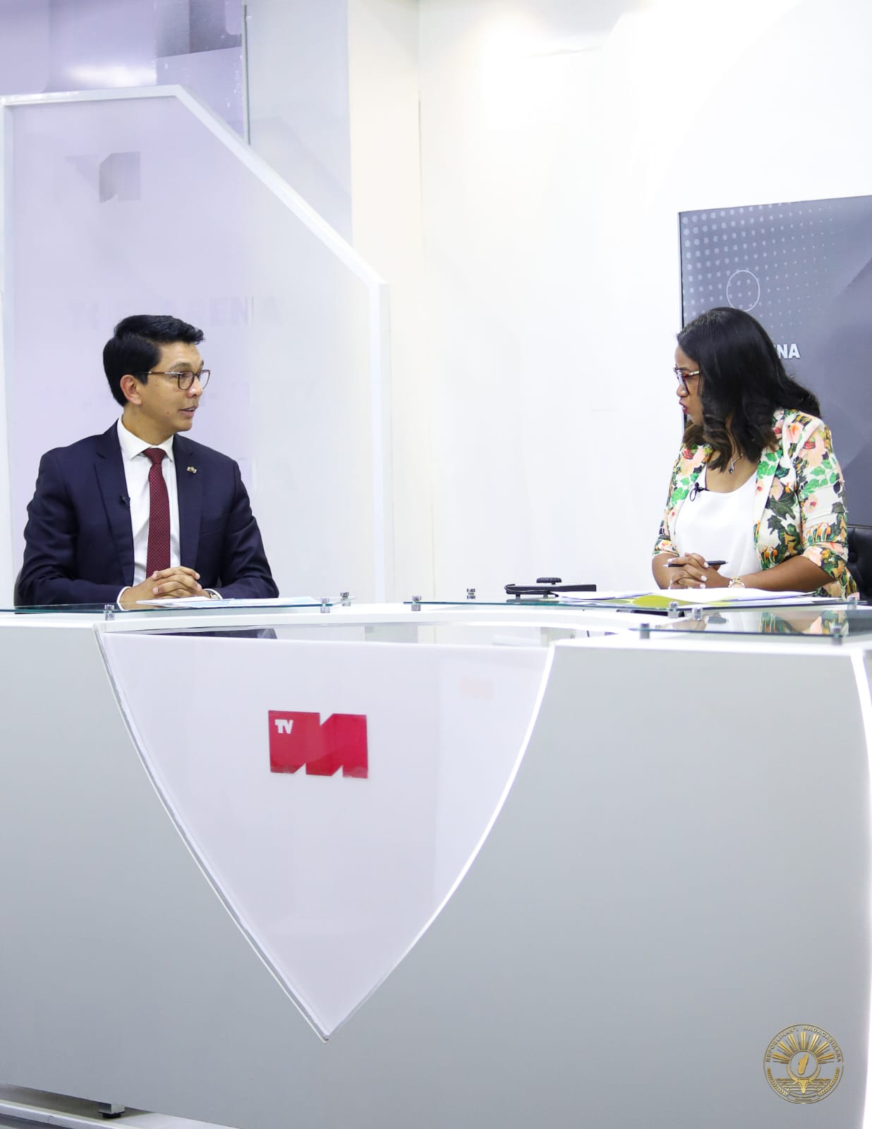 Le Président Andry Rajoelina inaugure le nouveau studio de TVM à Anosy et réceptionne les équipements financés par le gouvernement japonais