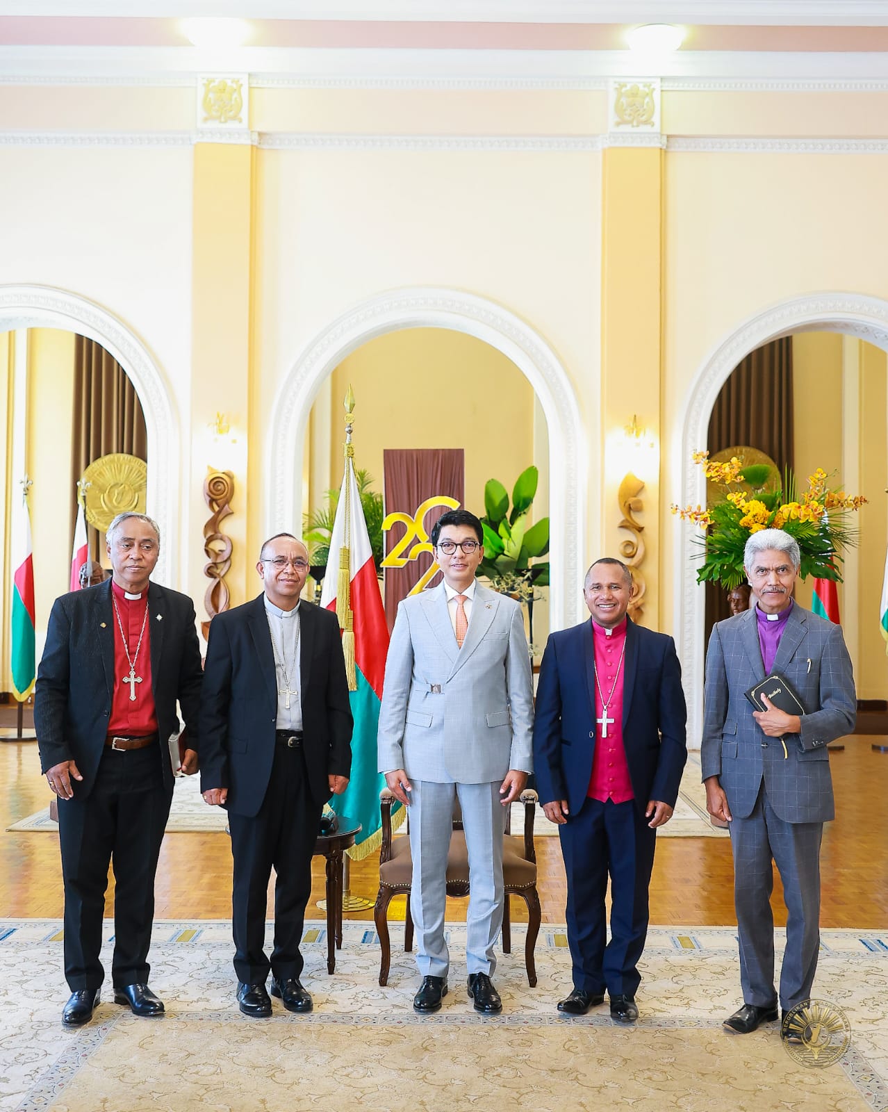 Présentation des vœux de Nouvel An au Président Andry Rajoelina par le FFKM et les Préfets de Madagascar