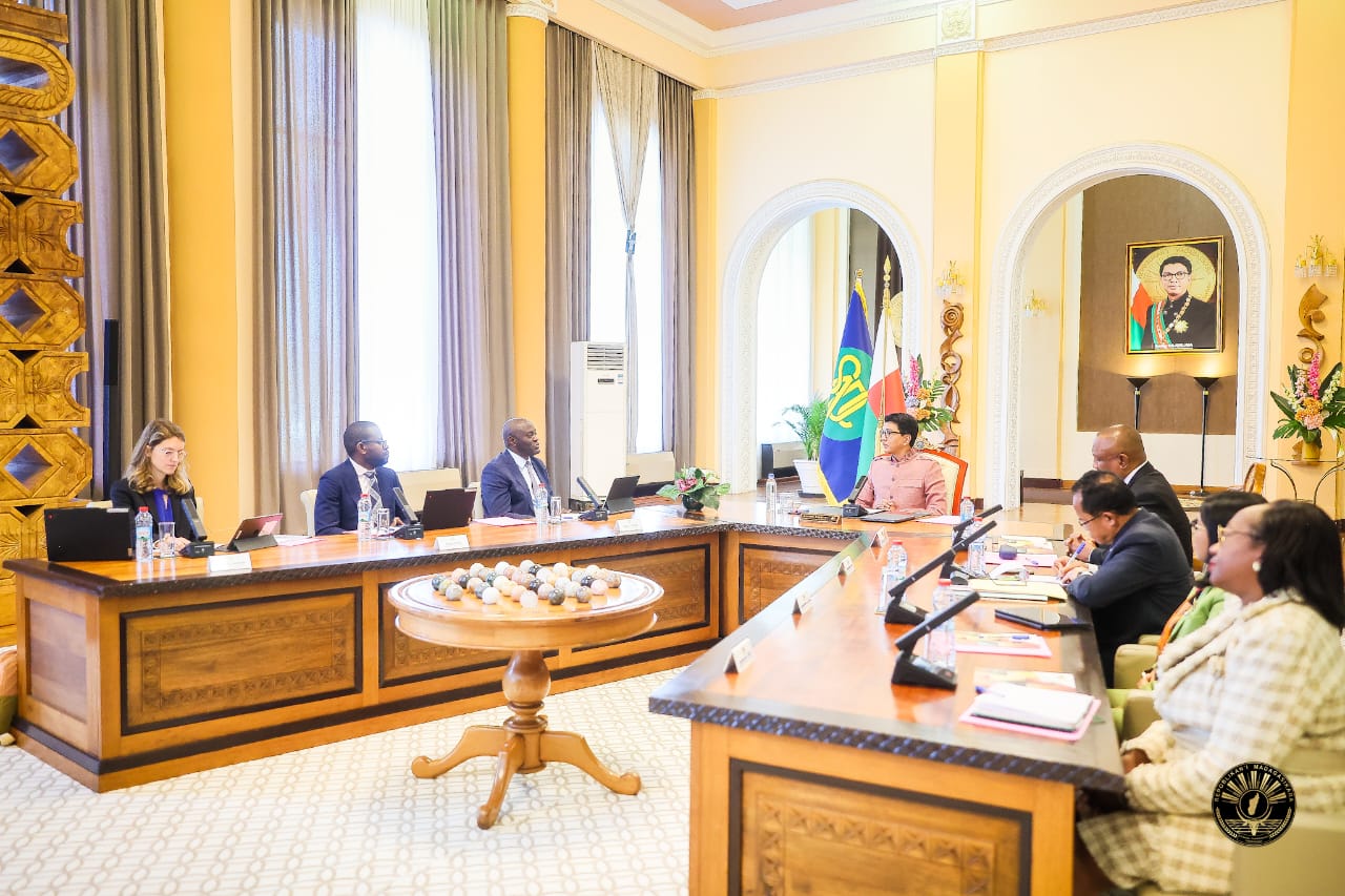 Séance de travail entre le Président de la République et la mission du FMI