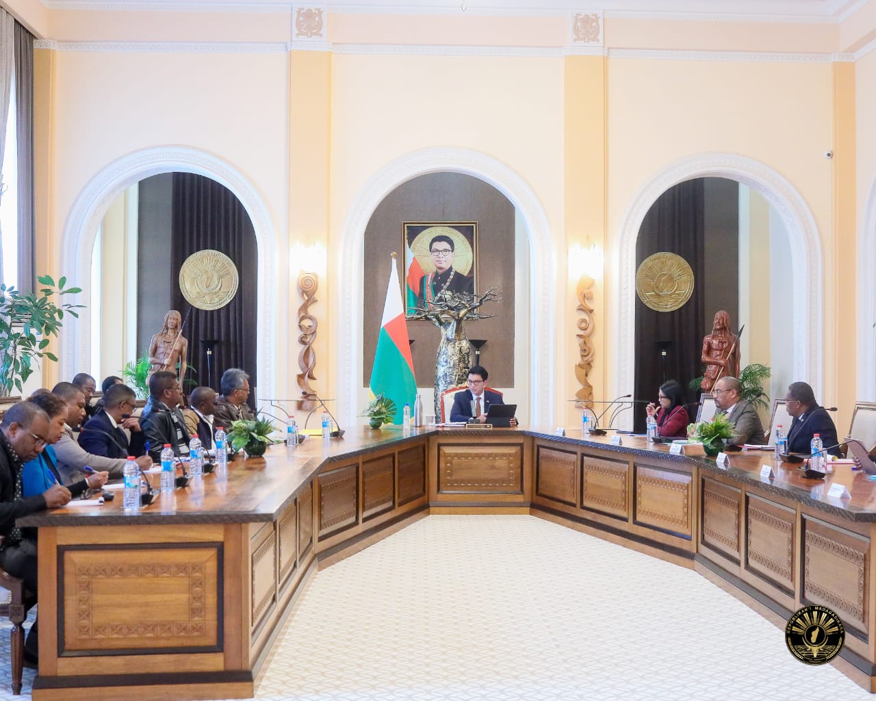 Rencontre entre le Président de la République et les représentants syndicaux du  personnel de la JIRAMA