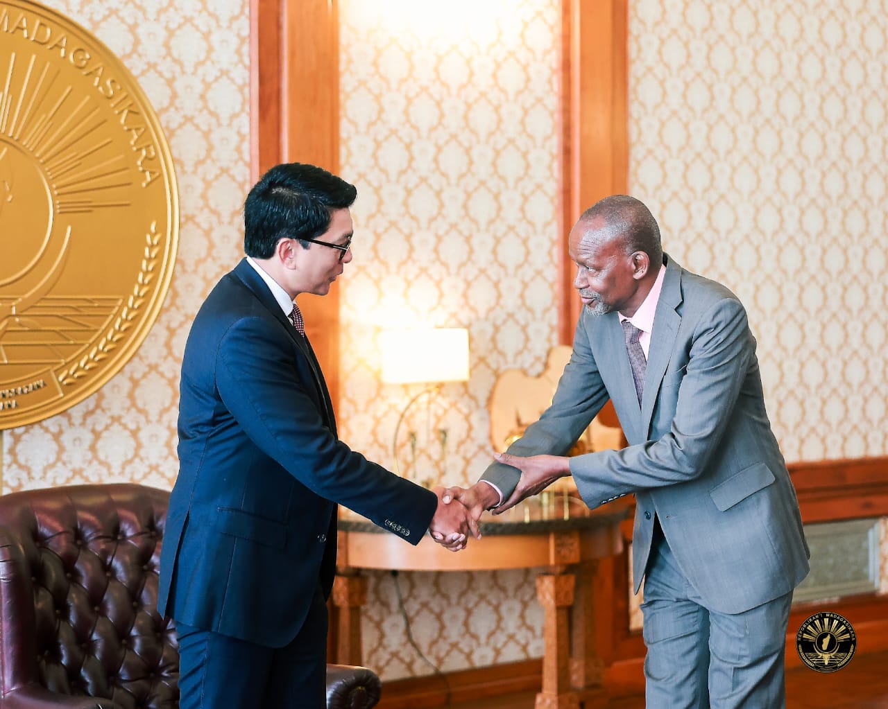 Le Président Andry Rajoelina reçoit le Secrétaire exécutif de la SADC dans le cadre des préparatifs du 45ème Sommet des Chefs d’État et de Gouvernement