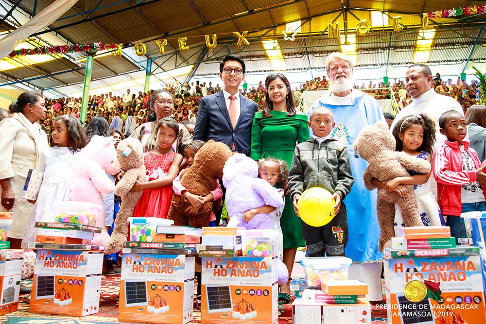 NOELIM-PIFANKATIAVANA SY FIFAMPIZARANA