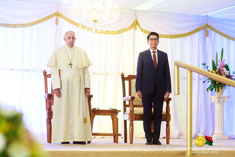 Rencontre du Pape François avec les Autorités, la Société Civile et le Corps Diplomatique