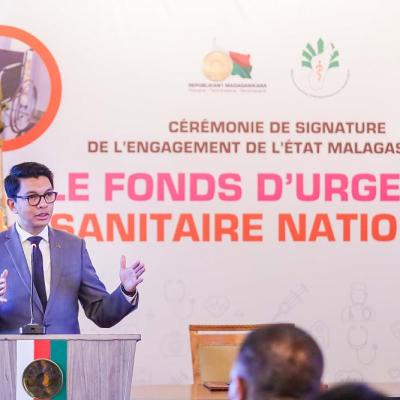 15/10/2021 - Signature de l’engagement de l’État Malagasy pour le Fonds d’Urgence Sanitaire Nationale